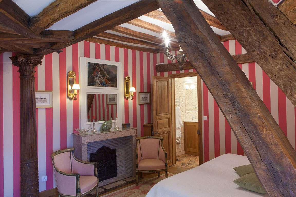 Vogüé Bedroom in the Château de Bourron Castle Paris